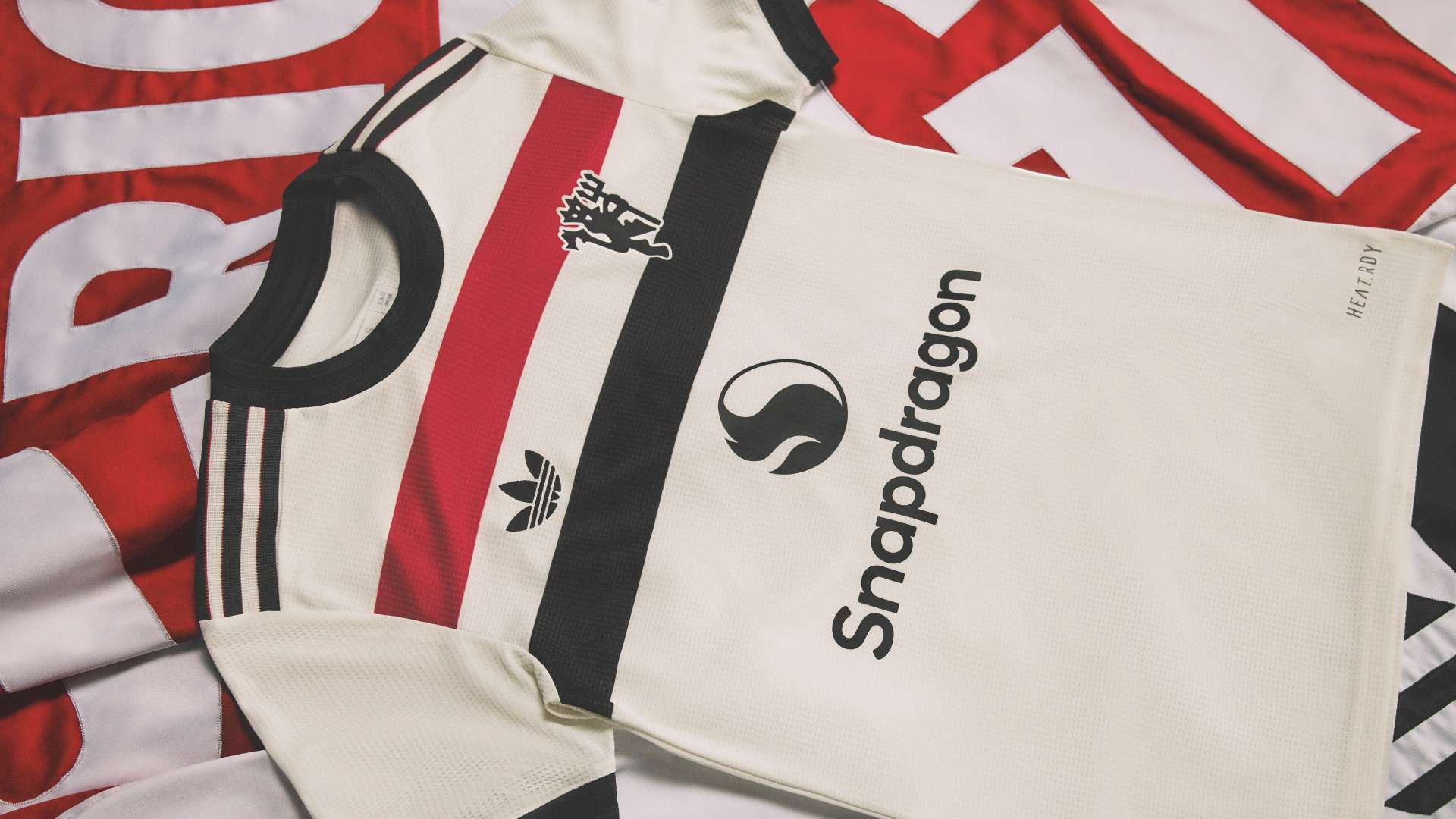 世界杯小組賽厄瓜多爾1-2塞內加爾 庫利巴利絕殺 塞內加爾晉級！.